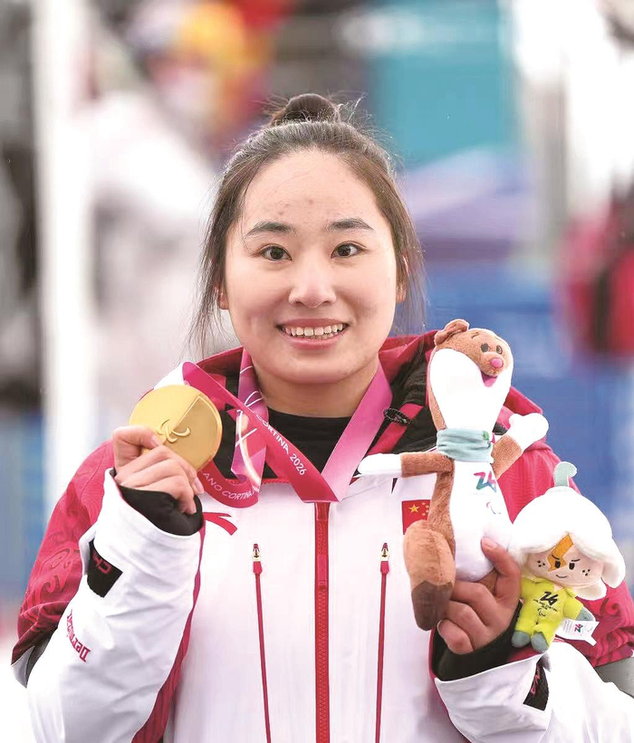 九游-张雯静：拿冠军，我真棒！|回转|高山滑雪|冬残奥会|女子|比赛_新浪体育_新浪新闻